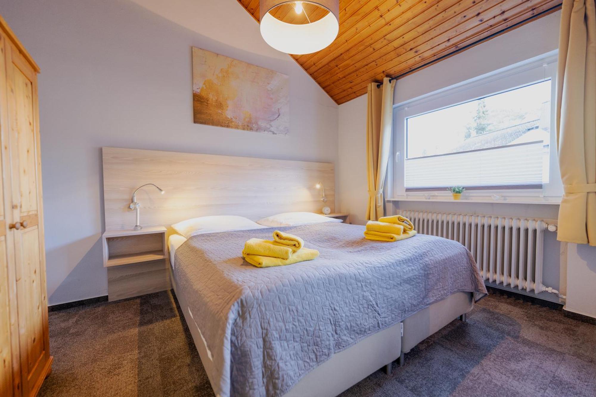 Ferienhaus Schoene Aussicht Ferienwohnung Gelb Hemfurth-Edersee Εξωτερικό φωτογραφία